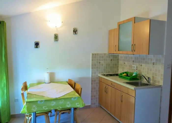 Apartman Near The Sea *