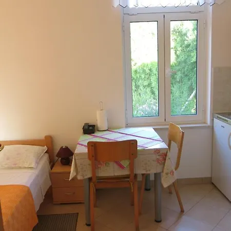 Near The Sea Apartament *