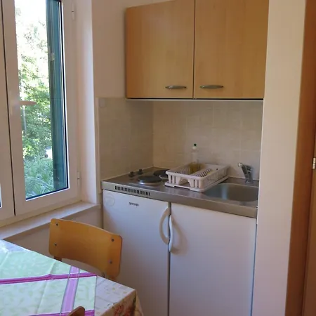 Apartament Near The Sea *